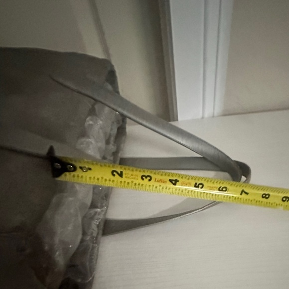 Chanel Travel Line Tote Shoulder bag - Picture 10 of 16